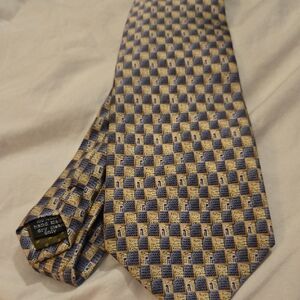 Stonehenge 100% Silk Tie Elegant Checkered Tie in Blue and Gold